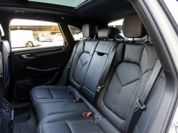 Porsche Macan T AWD 2026