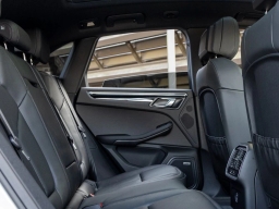 Porsche Macan T AWD 2026