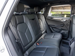 Porsche Macan T AWD 2026