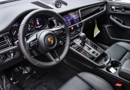 Porsche Macan T AWD 2026