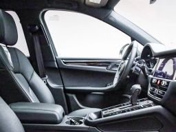 Porsche Macan T AWD 2026