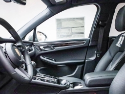 Porsche Macan T AWD 2026