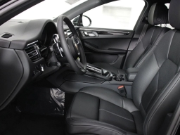 Porsche Macan T AWD 2026