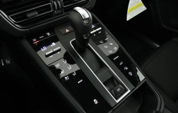 Porsche Macan T AWD 2026