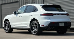 Porsche Macan T AWD 2026