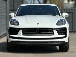 Porsche Macan T AWD 2026