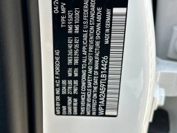 Porsche Macan T AWD 2026
