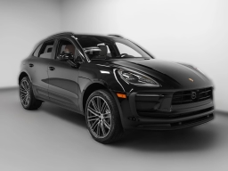 Porsche Macan Base AWD 2026