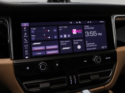 Porsche Macan Base AWD 2026