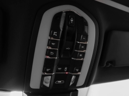 Porsche Macan Base AWD 2026