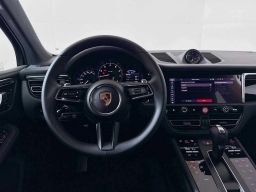 Porsche Macan T AWD 2025
