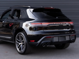 Porsche Macan Base AWD 2026