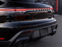Porsche Macan Base AWD 2026