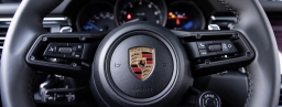 Porsche Macan Base AWD 2026