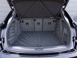 Porsche Macan Base AWD 2026