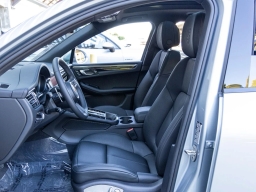 Porsche Macan T AWD 2026