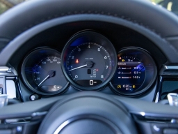 Porsche Macan T AWD 2026
