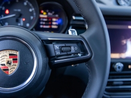 Porsche Macan T AWD 2026