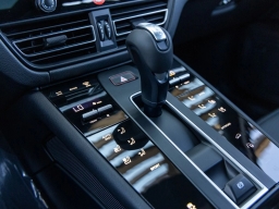 Porsche Macan T AWD 2026