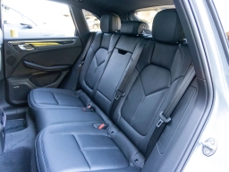 Porsche Macan T AWD 2026