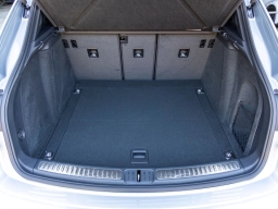 Porsche Macan T AWD 2026