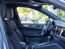 Porsche Macan T AWD 2026