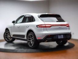 Porsche Macan T AWD 2026