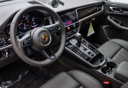 Porsche Macan T AWD 2026