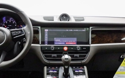 Porsche Macan T AWD 2026