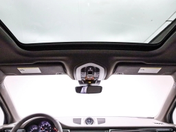 Porsche Macan T AWD 2026