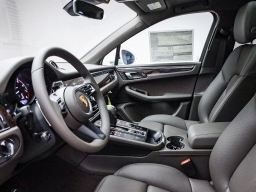 Porsche Macan T AWD 2026