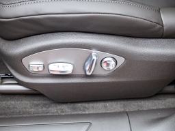 Porsche Macan T AWD 2026
