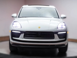 Porsche Macan T AWD 2026