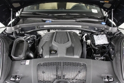 Porsche Macan T AWD 2026