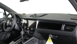Porsche Macan T AWD 2026
