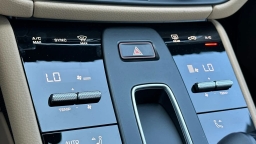 Porsche Macan T AWD 2026