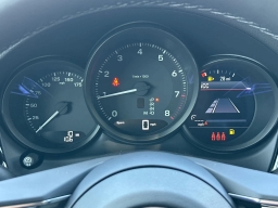 Porsche Macan T AWD 2026