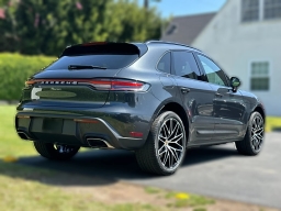 Porsche Macan T AWD 2026