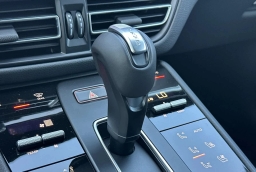 Porsche Macan T AWD 2026