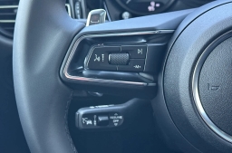 Porsche Macan T AWD 2026