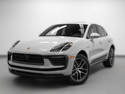 Porsche Macan Base AWD 2026