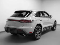 Porsche Macan Base AWD 2026