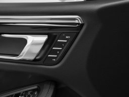 Porsche Macan Base AWD 2026