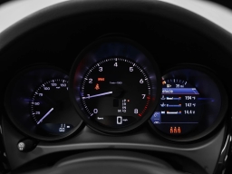 Porsche Macan Base AWD 2026