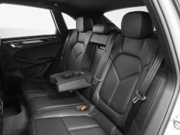 Porsche Macan Base AWD 2026