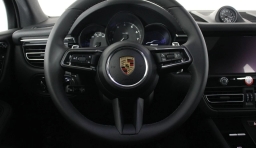 Porsche Macan T AWD 2026