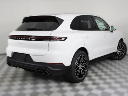 Porsche Cayenne Base AWD 2026