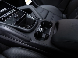 Porsche Cayenne Base AWD 2026