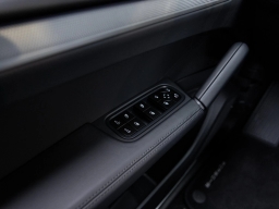Porsche Cayenne Base AWD 2026