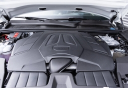 Porsche Cayenne Base AWD 2026